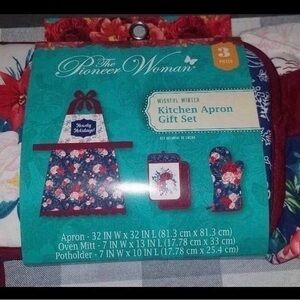 The Pioneer Woman Teal & Red Floral Kitchen Apron Gift Set